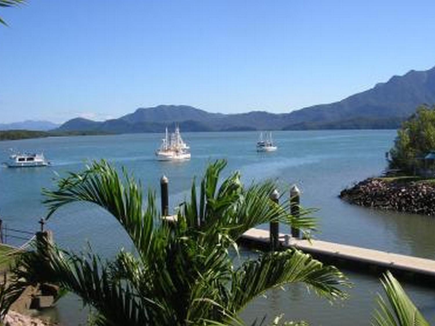 Hinchinbrook Marine Cove Resort Lucinda Eksteriør billede