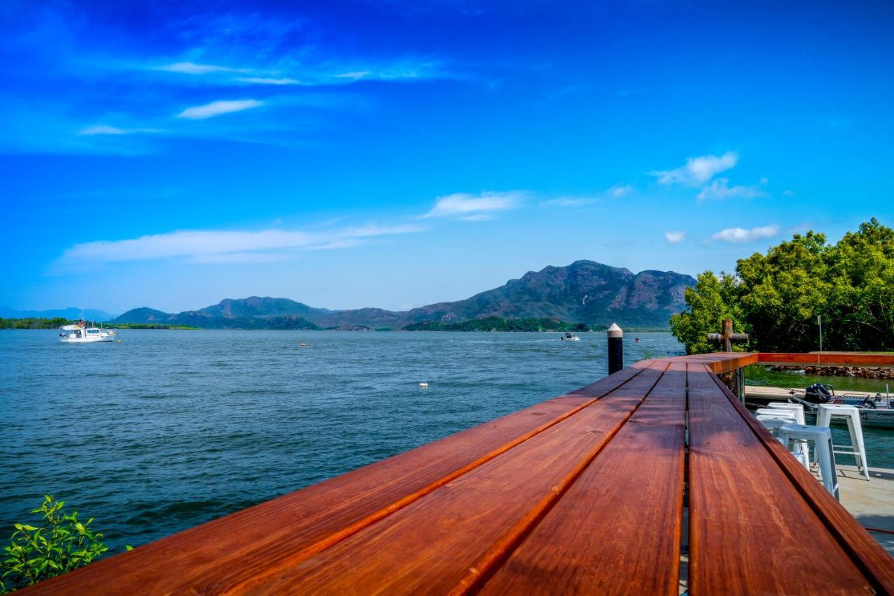 Hinchinbrook Marine Cove Resort Lucinda Eksteriør billede