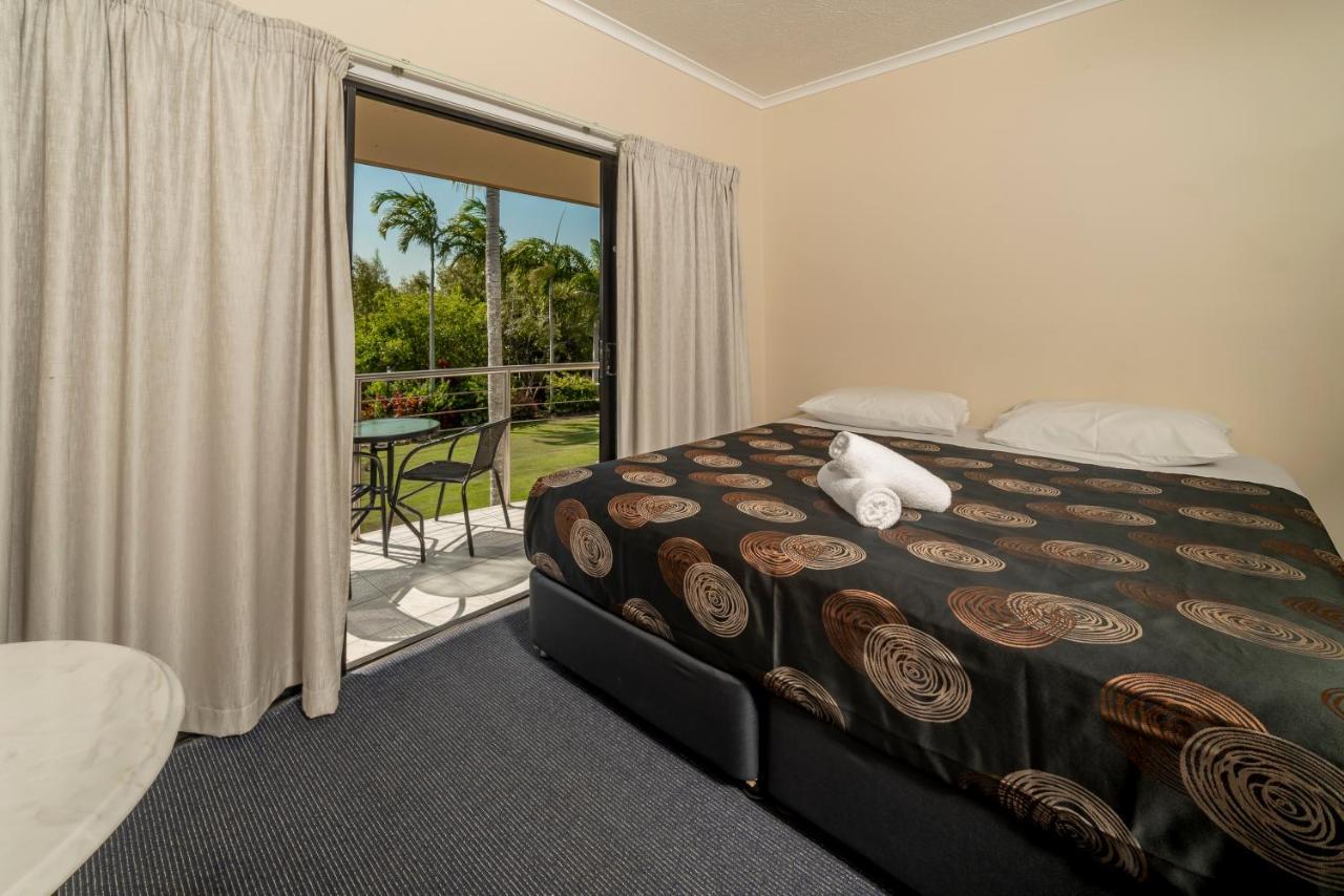 Hinchinbrook Marine Cove Resort Lucinda Eksteriør billede