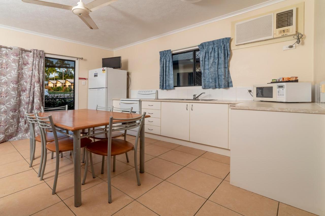 Hinchinbrook Marine Cove Resort Lucinda Eksteriør billede